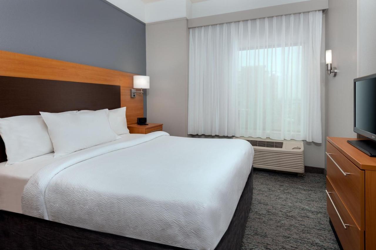 Towneplace Suites Buffalo Airport Cheektowaga Bagian luar foto