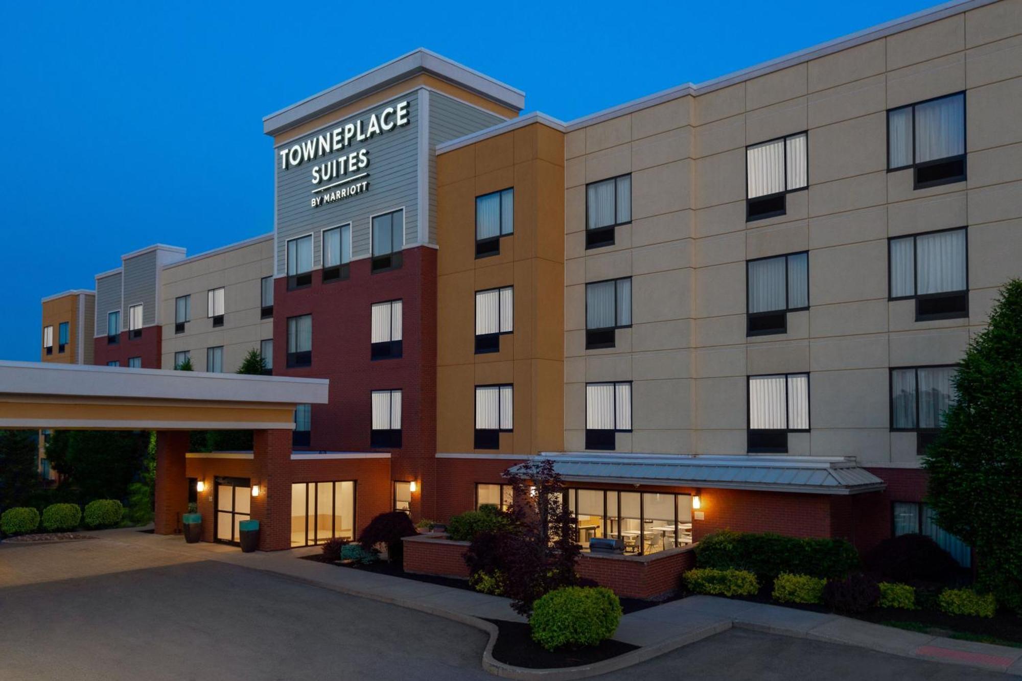 Towneplace Suites Buffalo Airport Cheektowaga Bagian luar foto