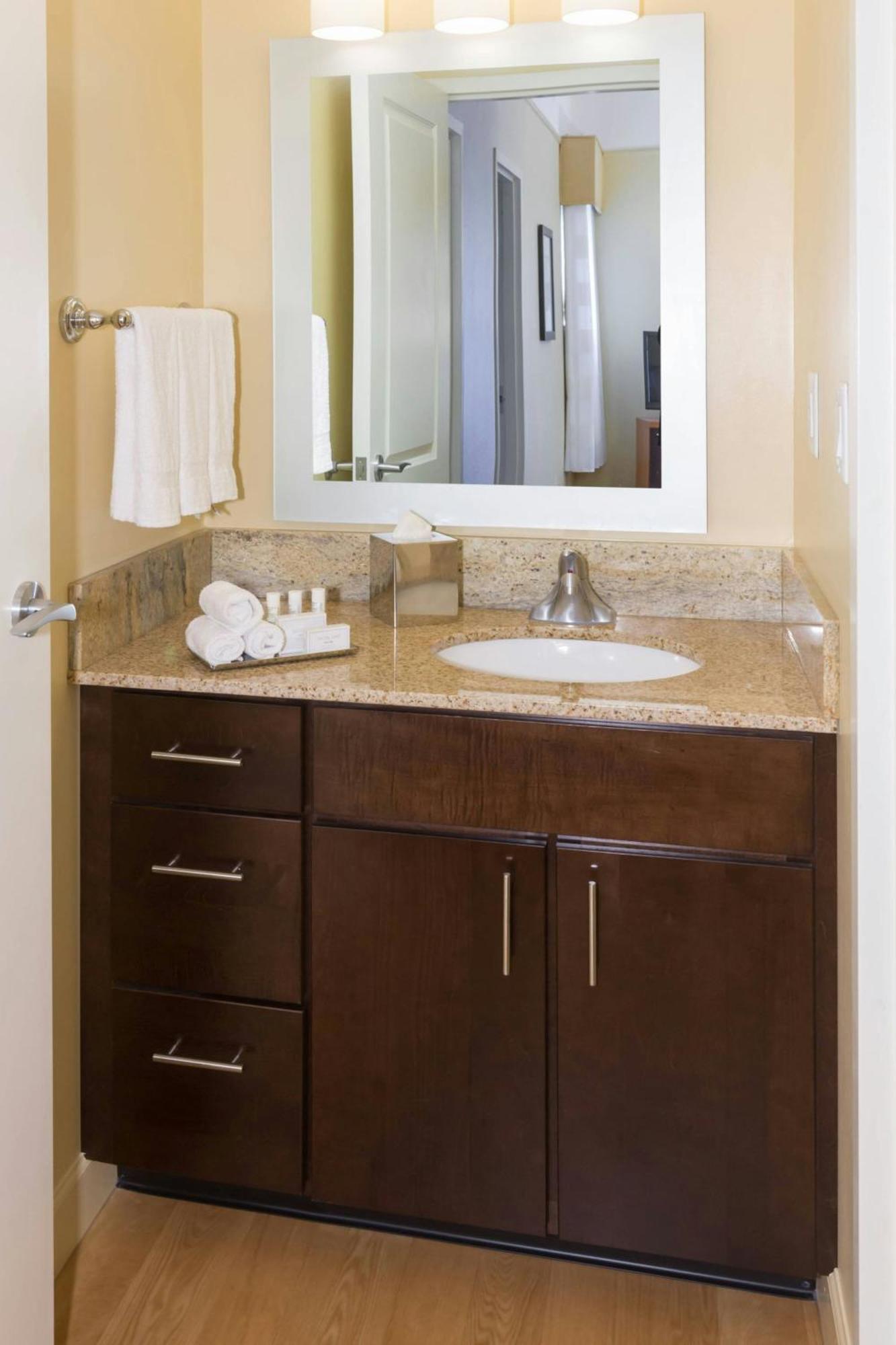 Towneplace Suites Buffalo Airport Cheektowaga Bagian luar foto